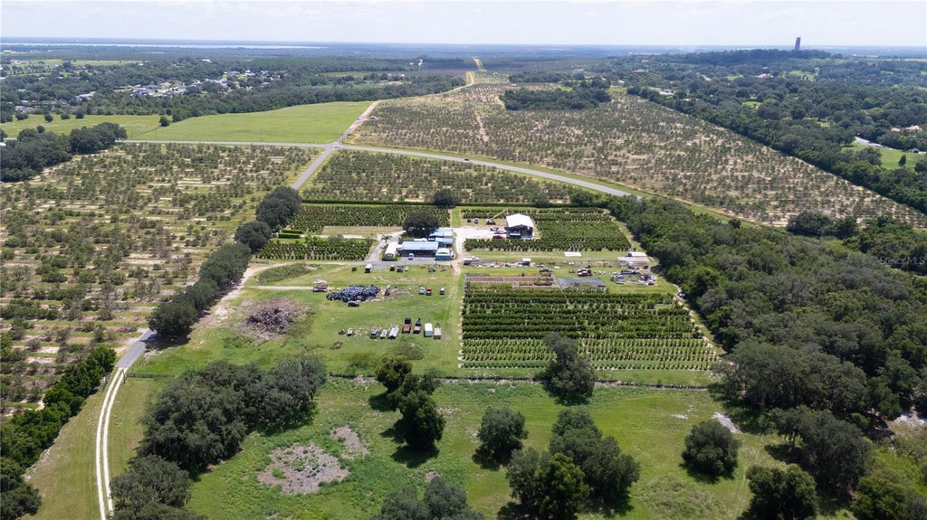Photo of 104 Egg Farm Road, Lake Wales, FL 33859 (MLS # L4964104)