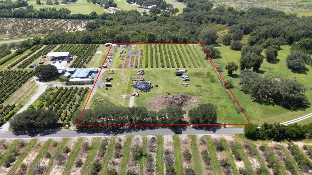 Photo of 104 Egg Farm Road, Lake Wales, FL 33859 (MLS # L4964104)
