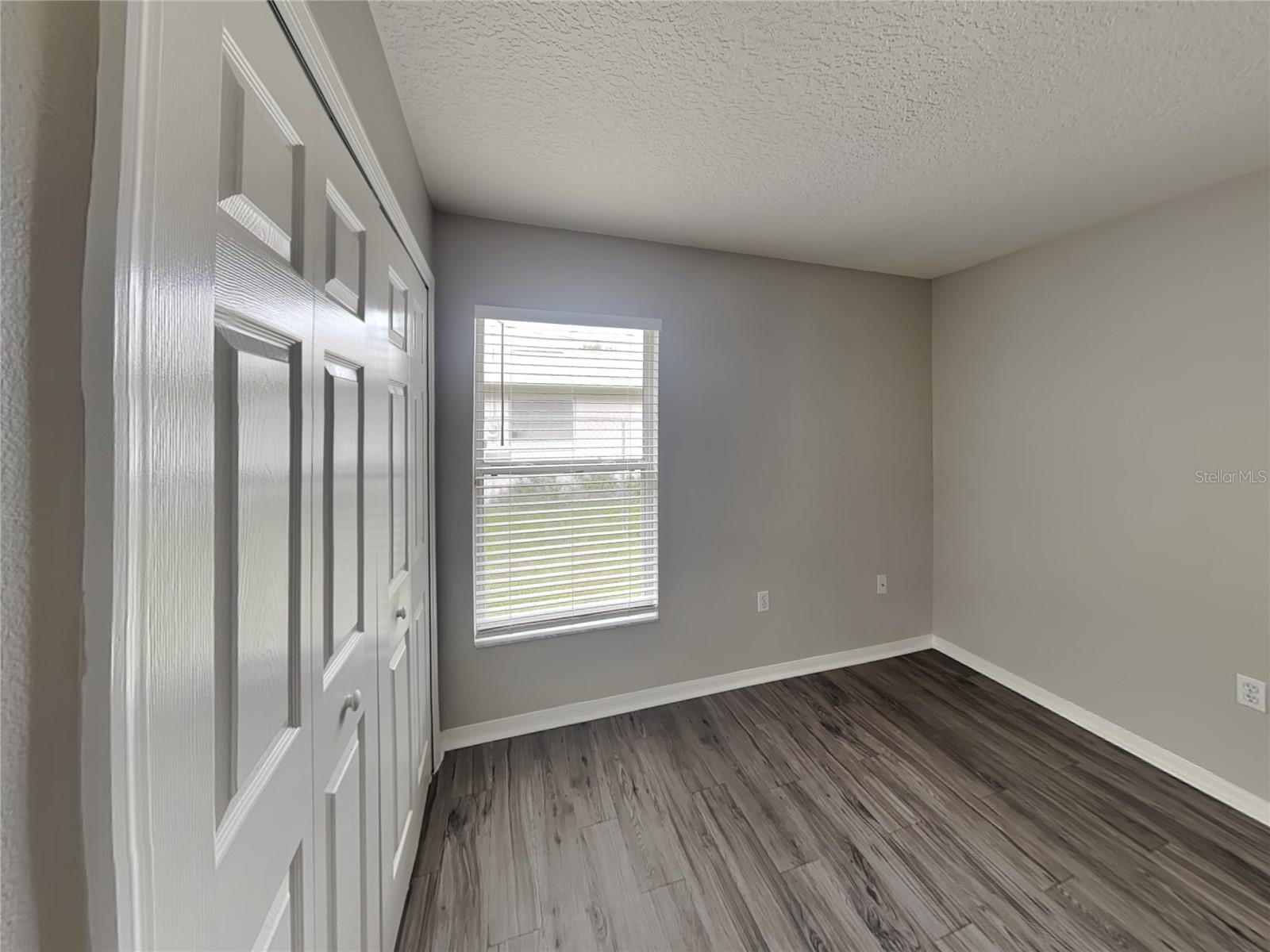 DAYTONA PARK ESTATES SEC C - Residential Lease