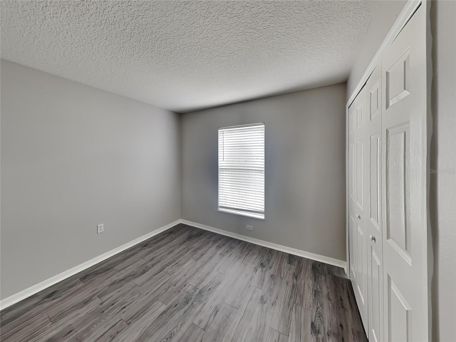 DAYTONA PARK ESTATES SEC C - Residential Lease