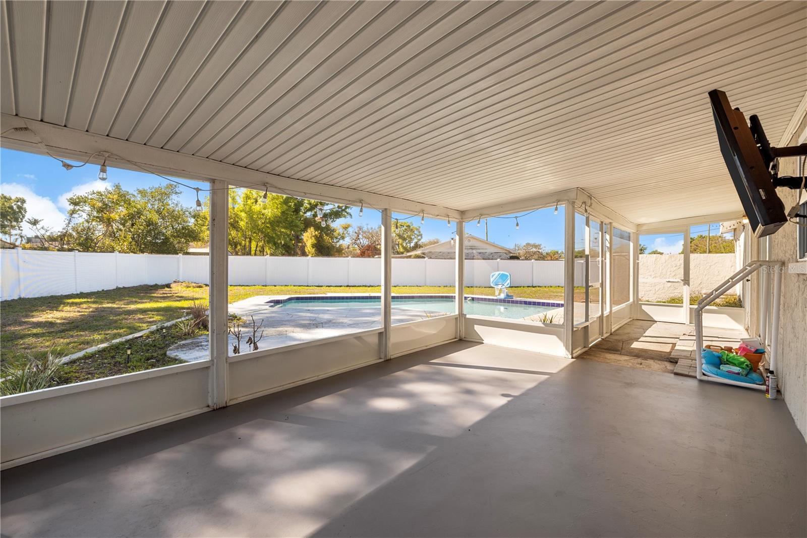 UNPLATTED - Residential