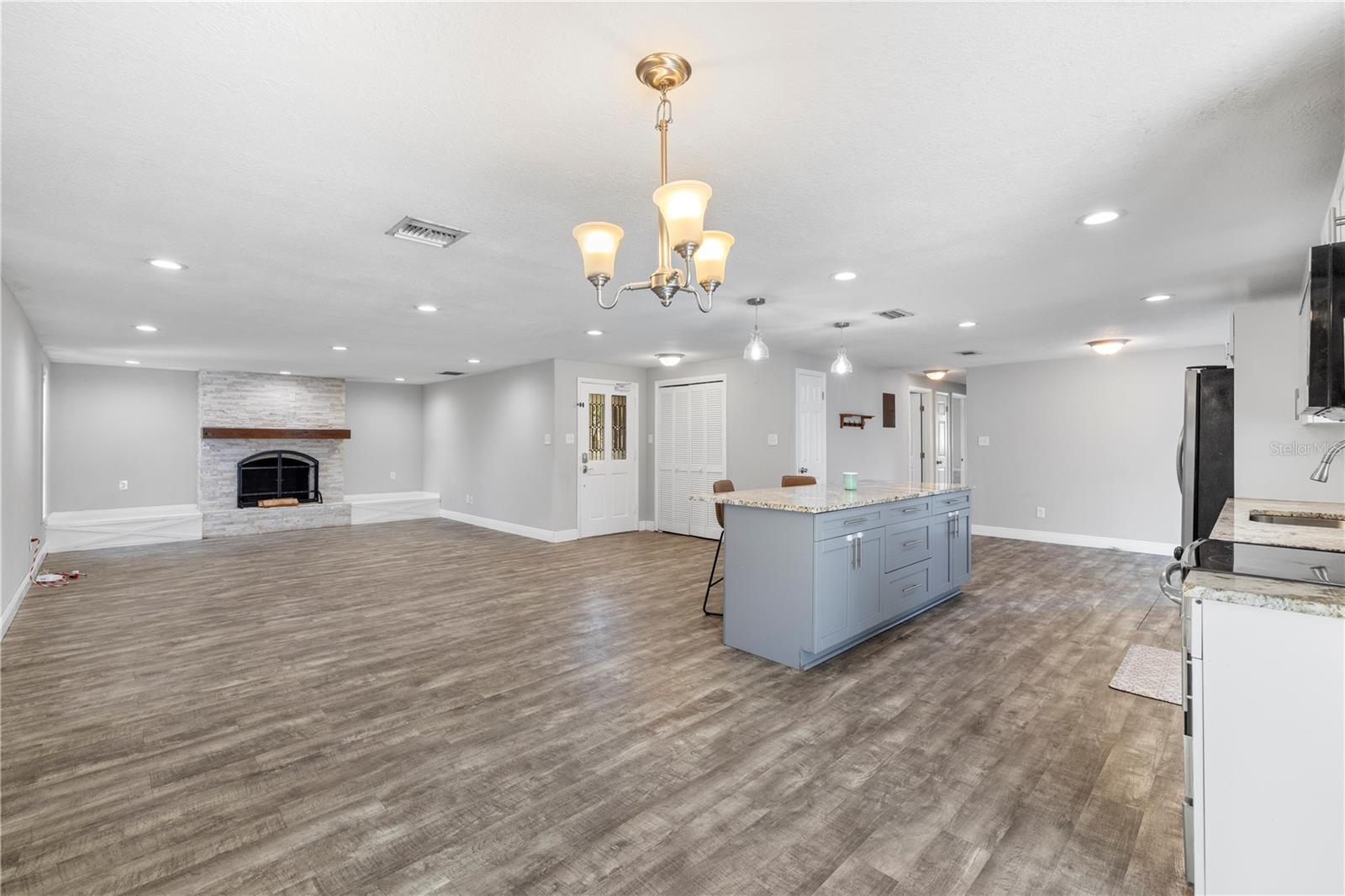 UNPLATTED - Residential