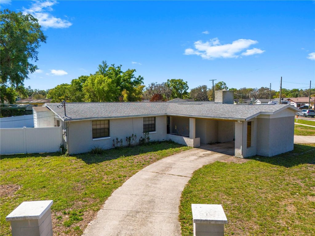 Photo of 601 Dewolf Road, Brandon, FL 33511 (MLS # TB8490428)