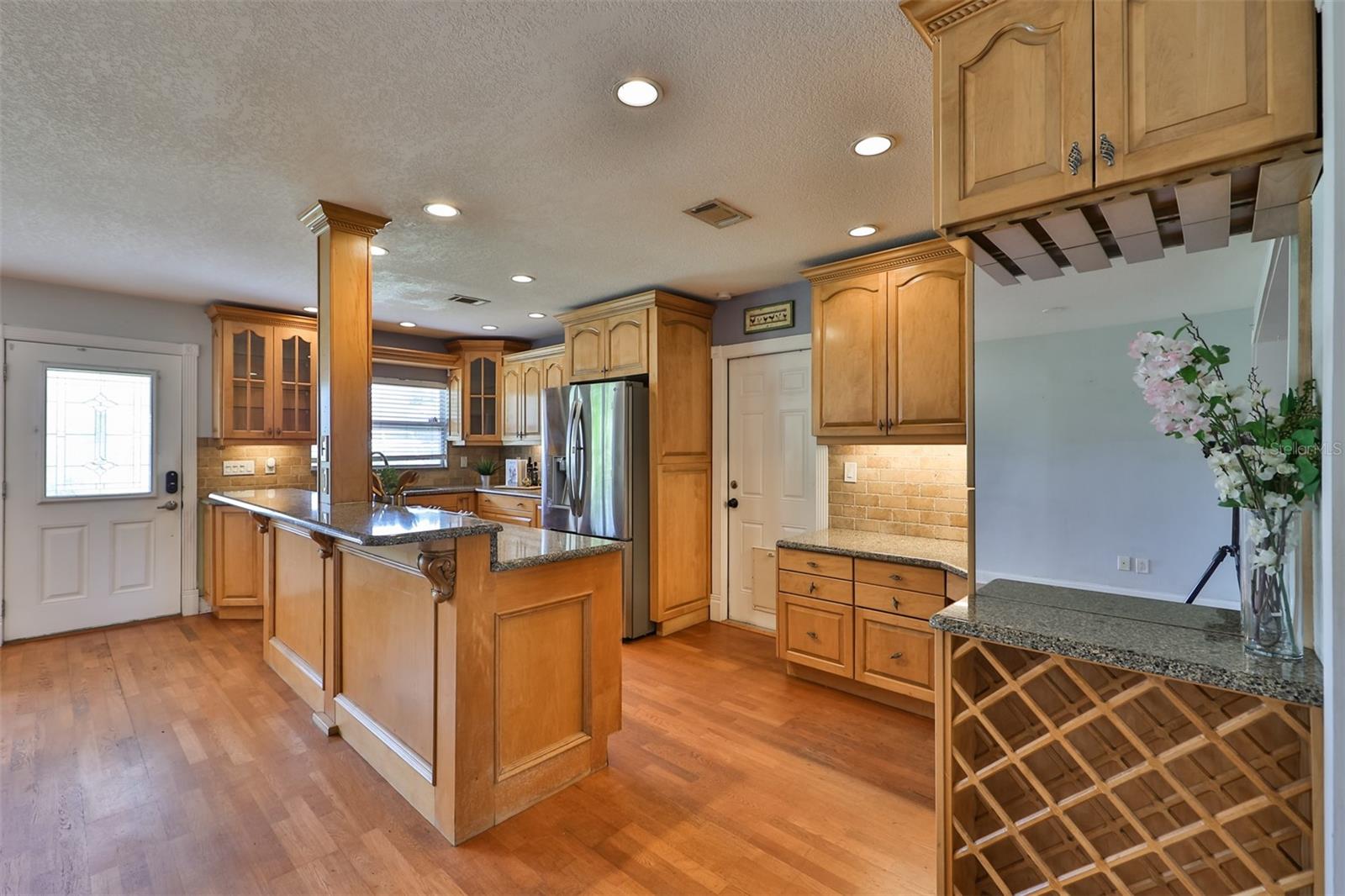 ROSERY GROVE VILLA - Residential