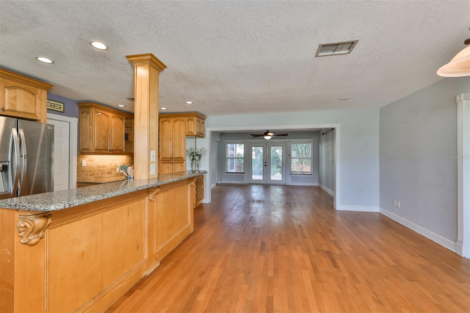 ROSERY GROVE VILLA - Residential