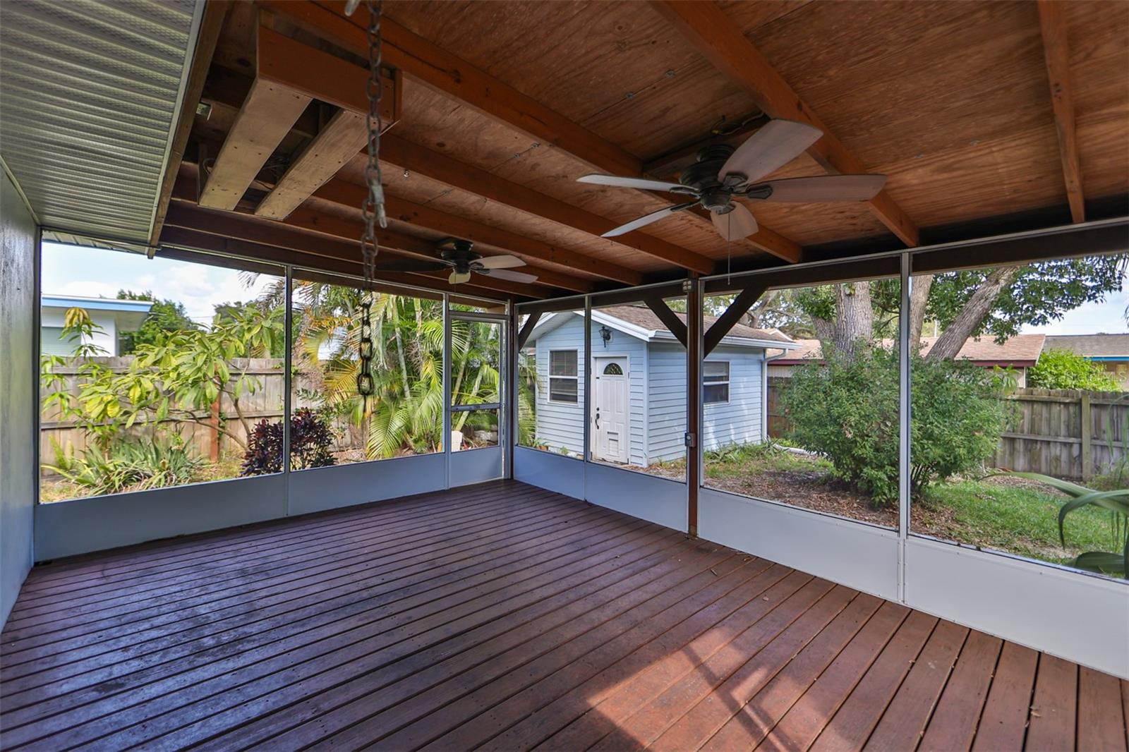 ROSERY GROVE VILLA - Residential