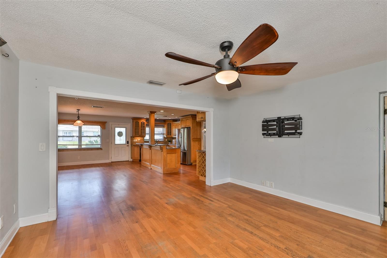 ROSERY GROVE VILLA - Residential