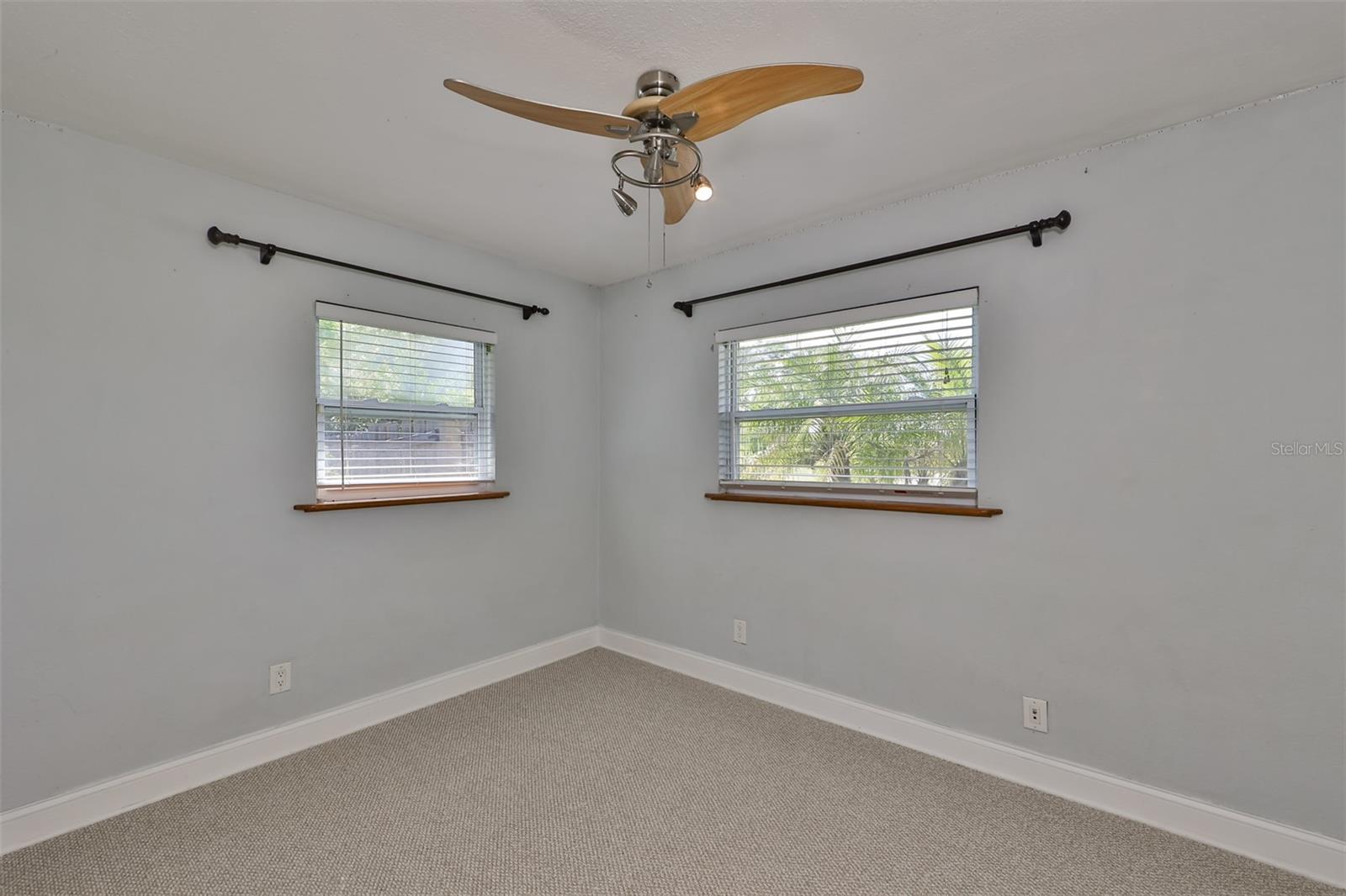 ROSERY GROVE VILLA - Residential