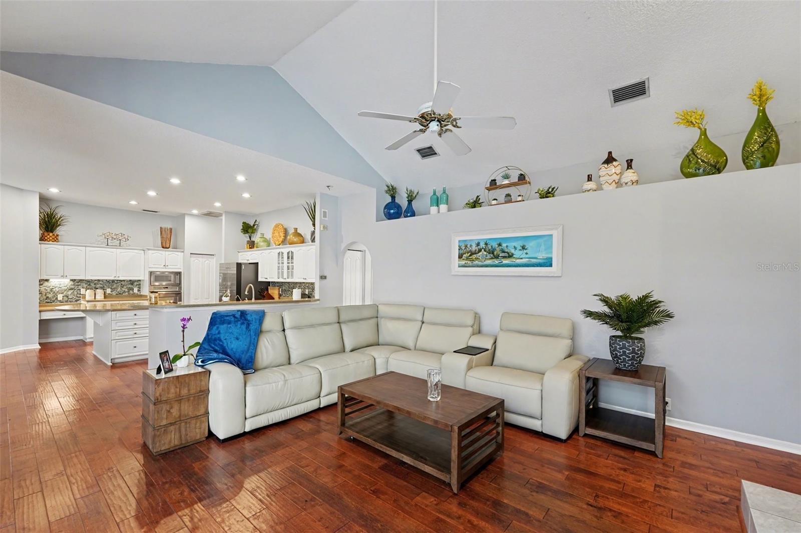 FALLBROOK PH 1 - Residential