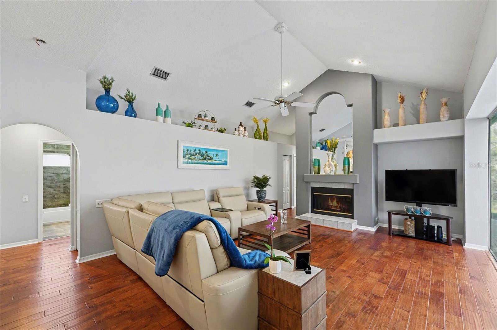 FALLBROOK PH 1 - Residential