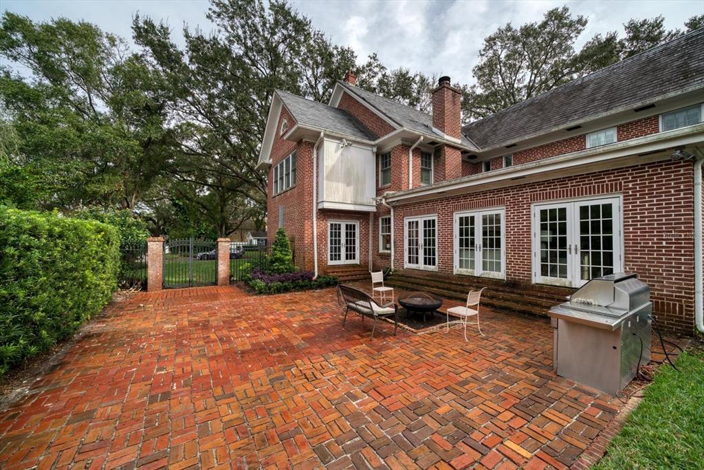 BAY VIEW ESTATES - Residential