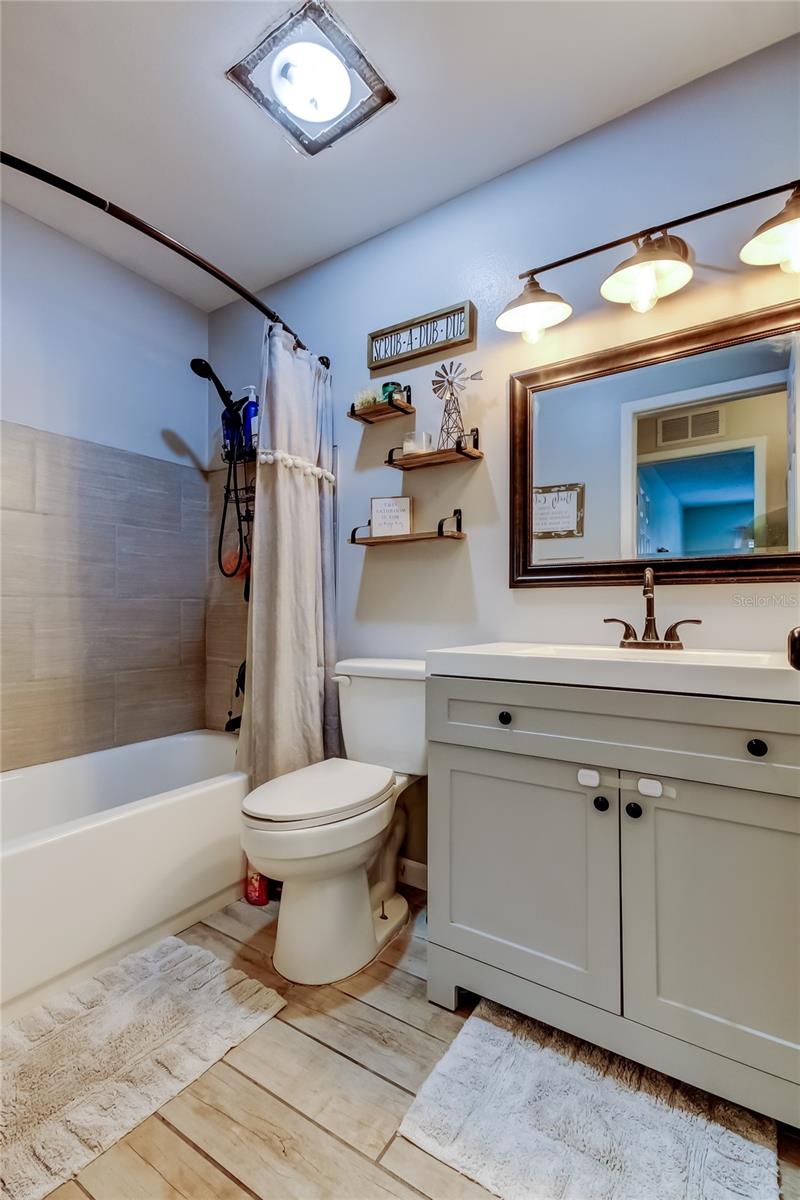 AUTUMN RUN-UNIT 3 - Residential