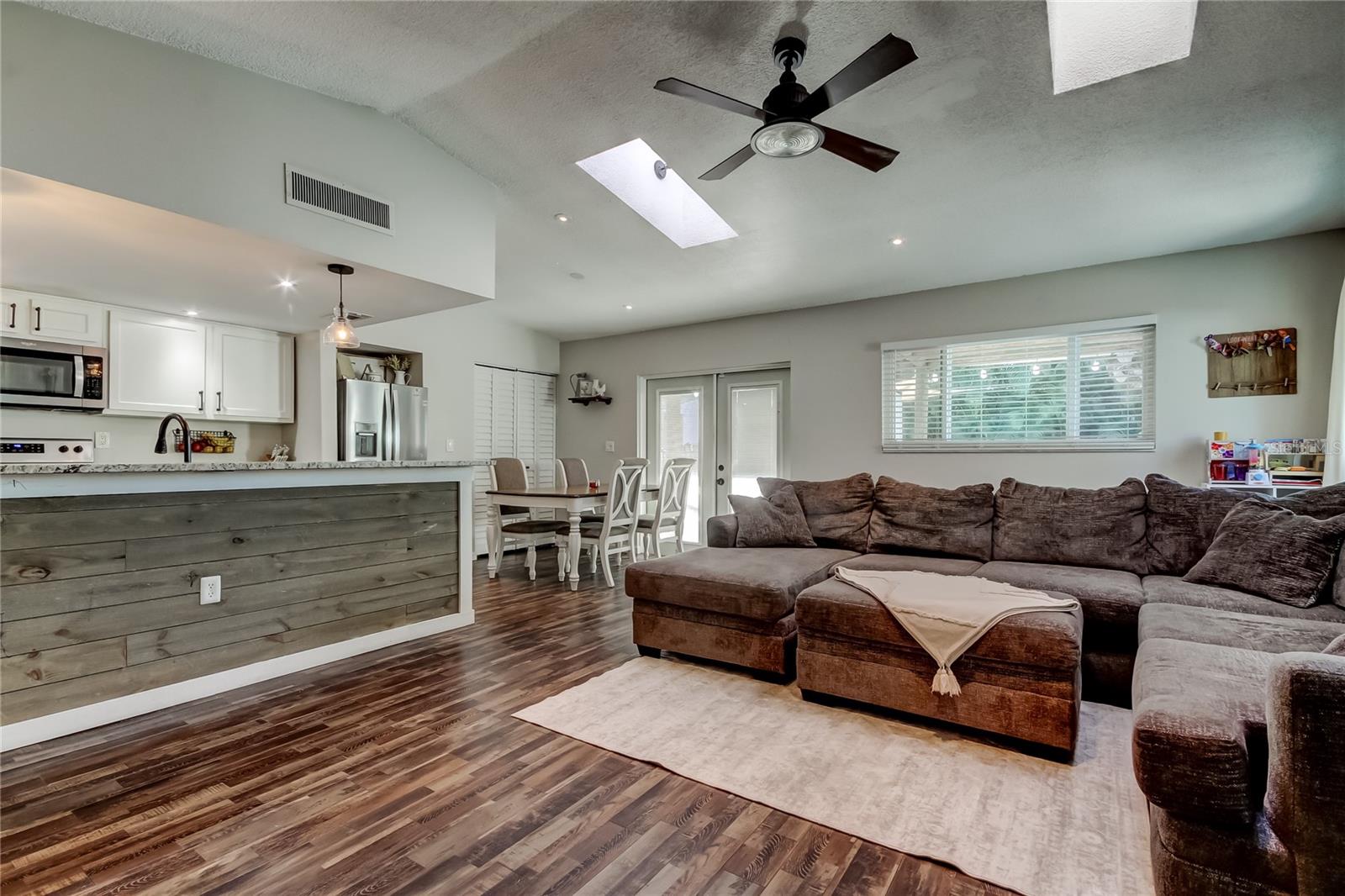 AUTUMN RUN-UNIT 3 - Residential