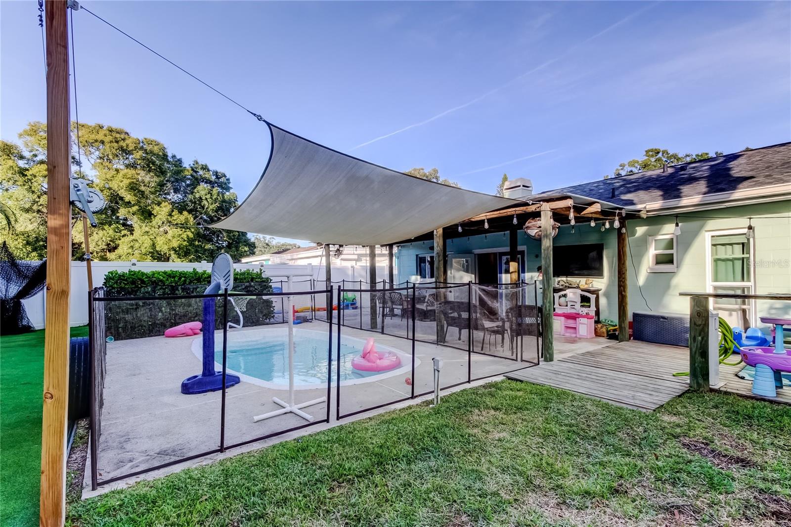 AUTUMN RUN-UNIT 3 - Residential