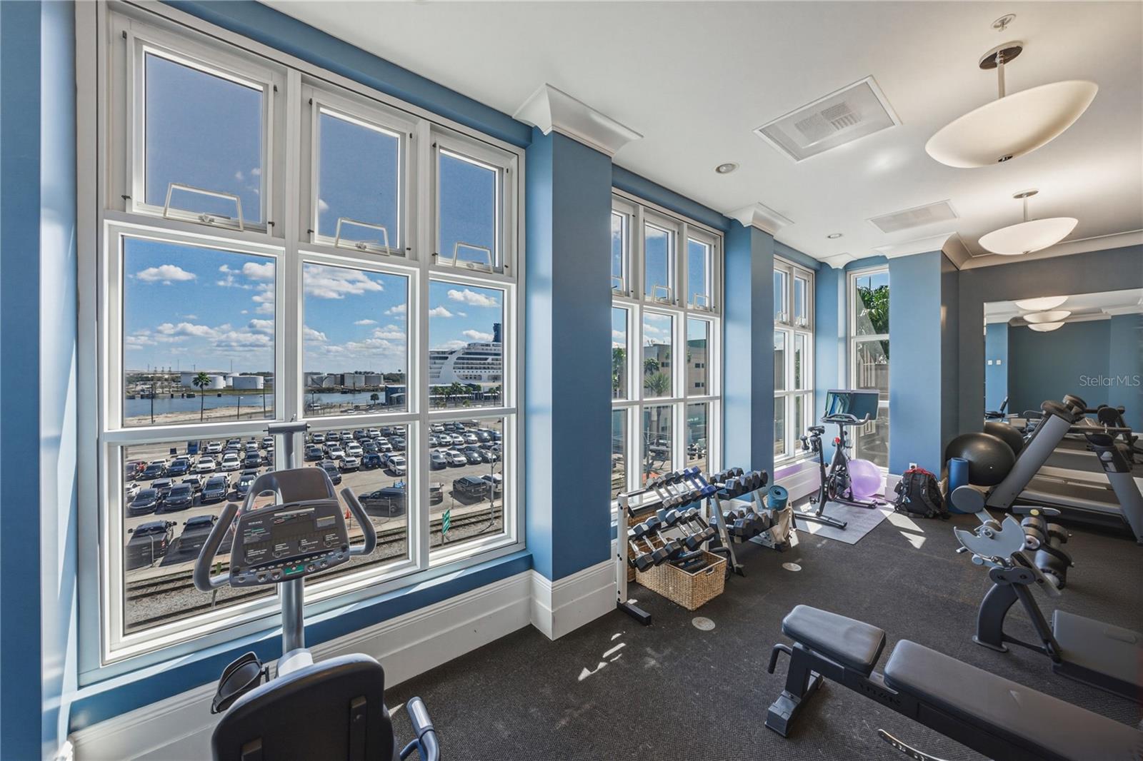 VENTANA - Residential