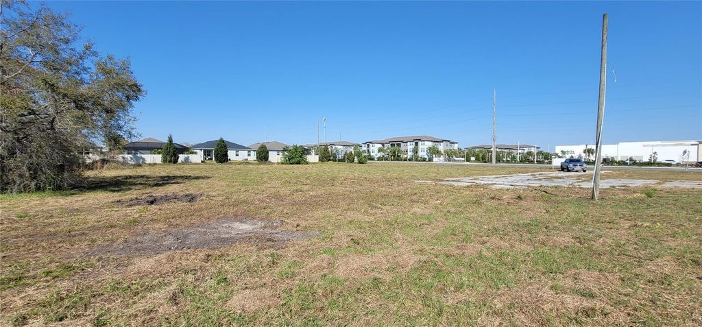 Photo of 6012 Lorraine Road, Bradenton, FL 34211 (MLS # R4907675)