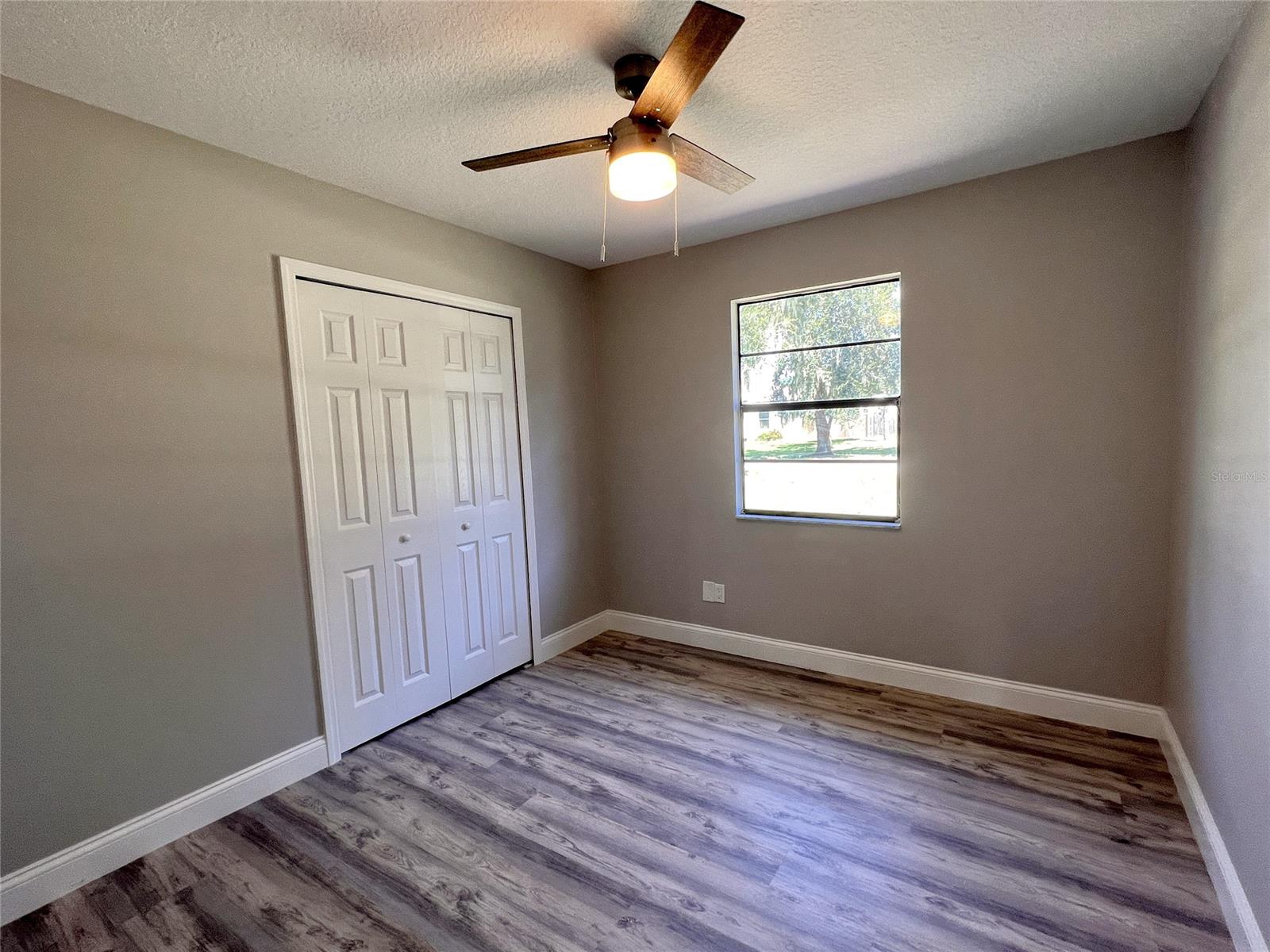 Florida Shores 01 - Residential