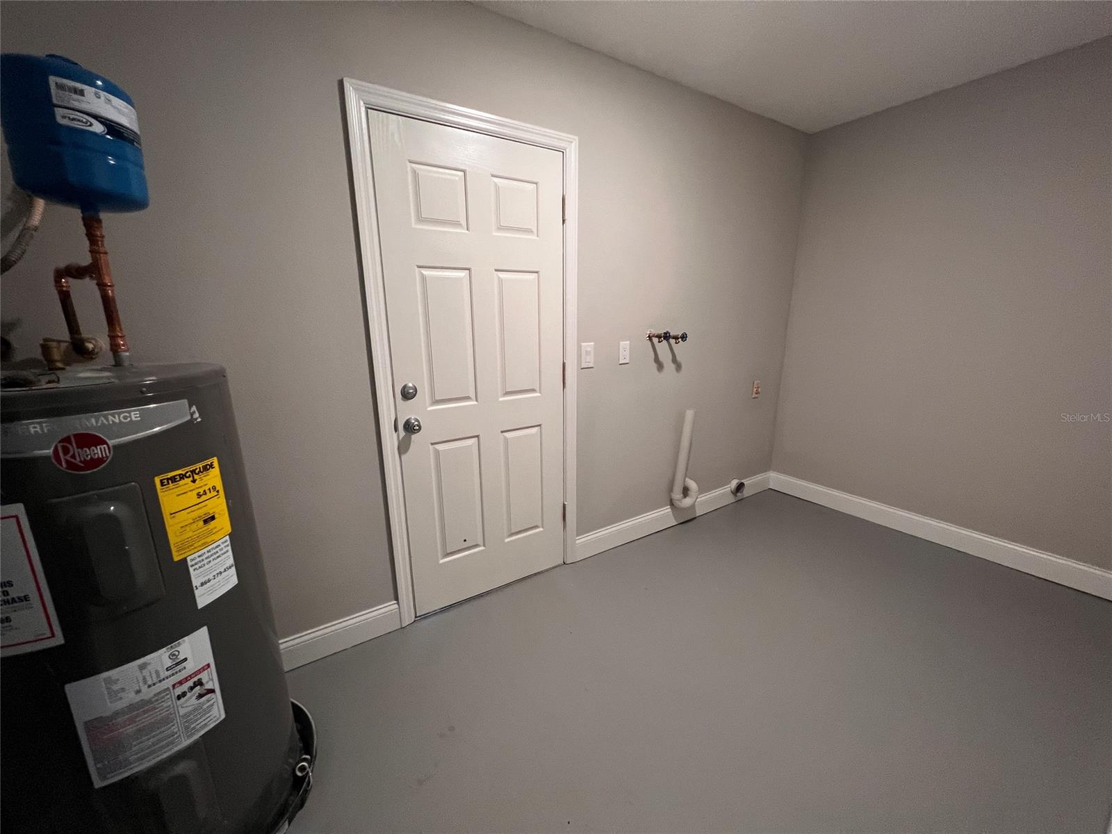 Florida Shores 01 - Residential