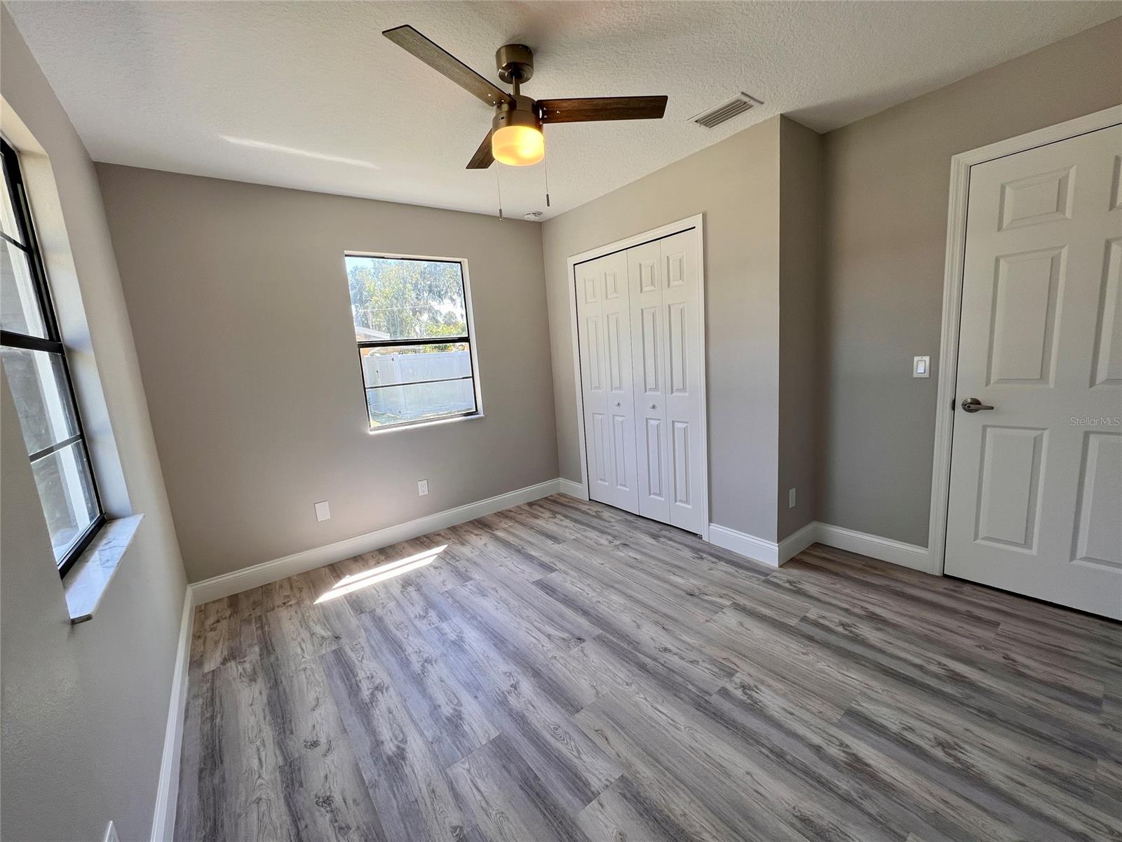 Florida Shores 01 - Residential