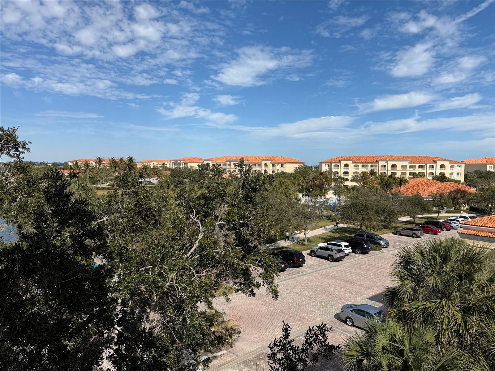 HARBOUR ISLE AT HUTCHINSON ISLAND WEST, A CONDOMIN - Residential