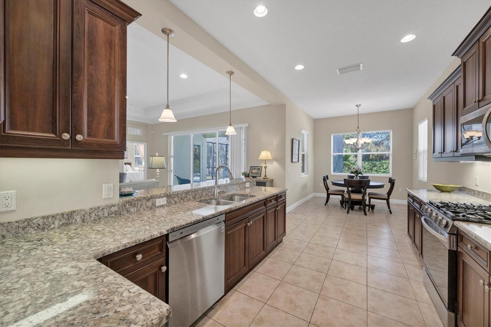 LAKEWOOD RANCH COUNTRY CLUB VI - Residential