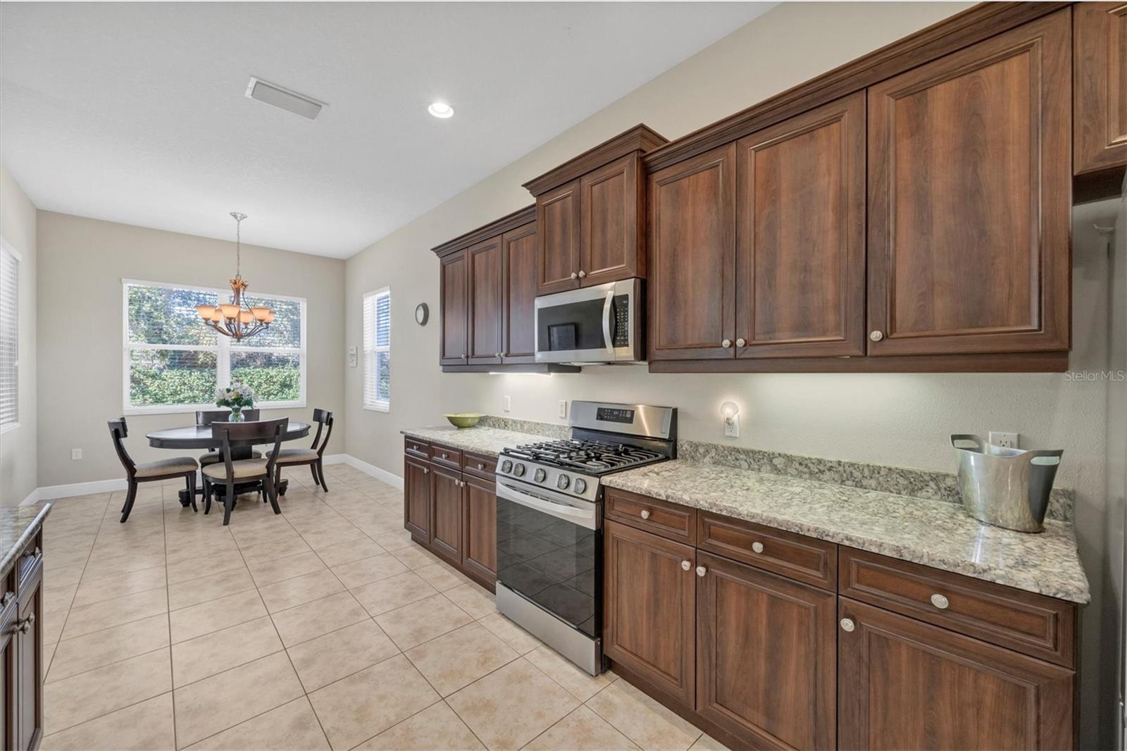 LAKEWOOD RANCH COUNTRY CLUB VI - Residential