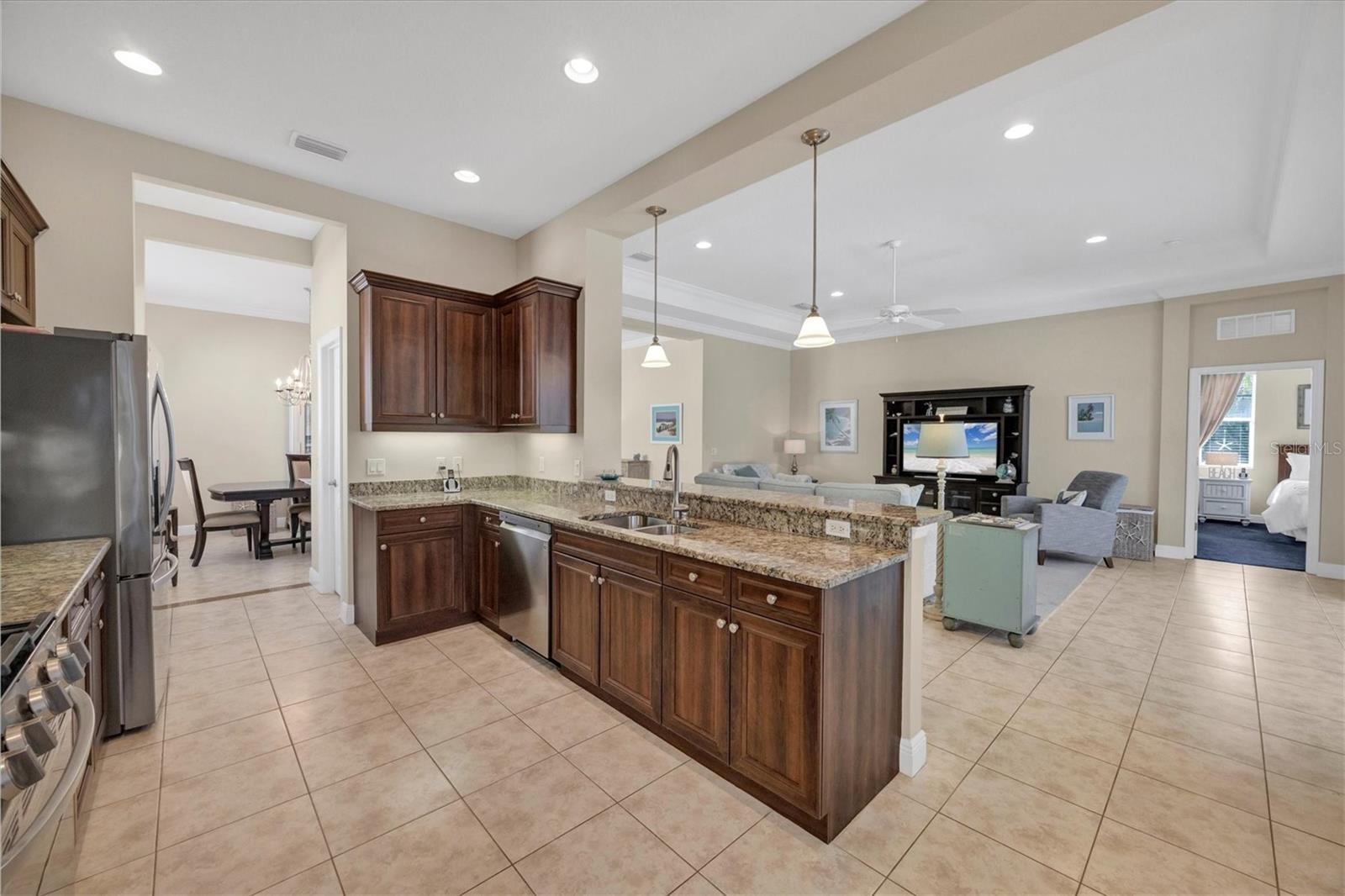 LAKEWOOD RANCH COUNTRY CLUB VI - Residential