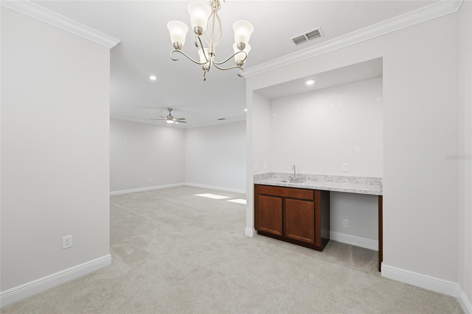 HAWKSMOOR-PH 1 - Residential