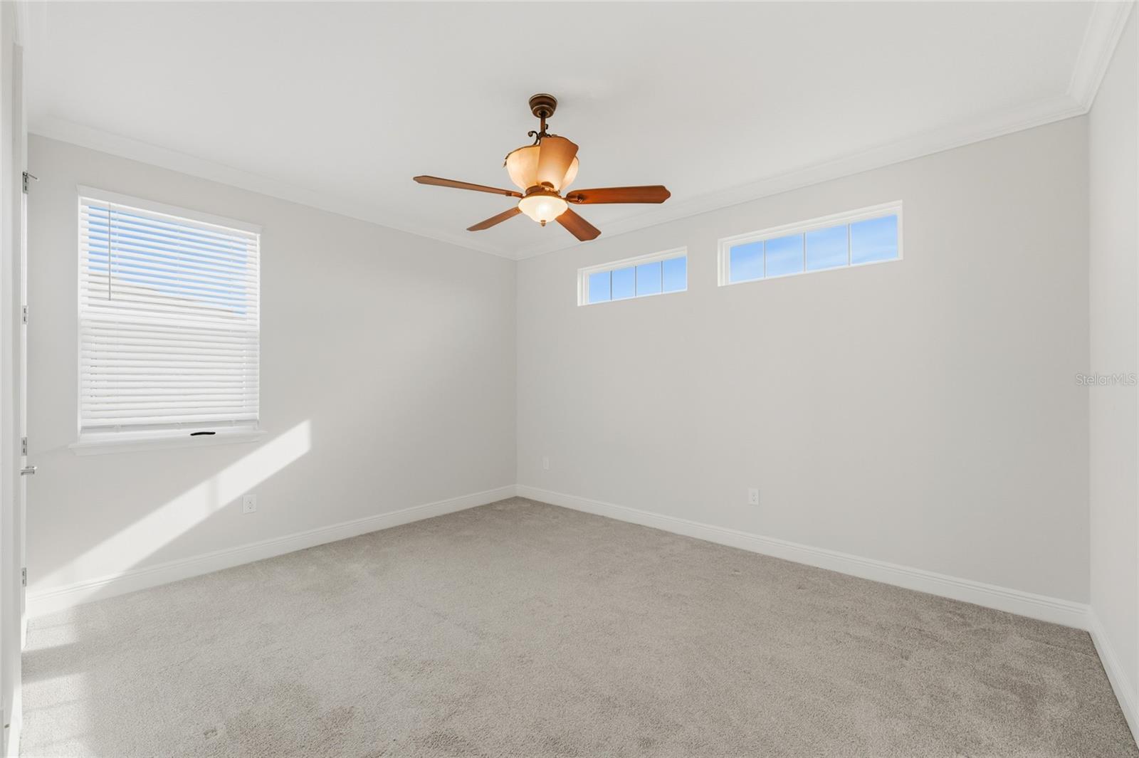 HAWKSMOOR-PH 1 - Residential