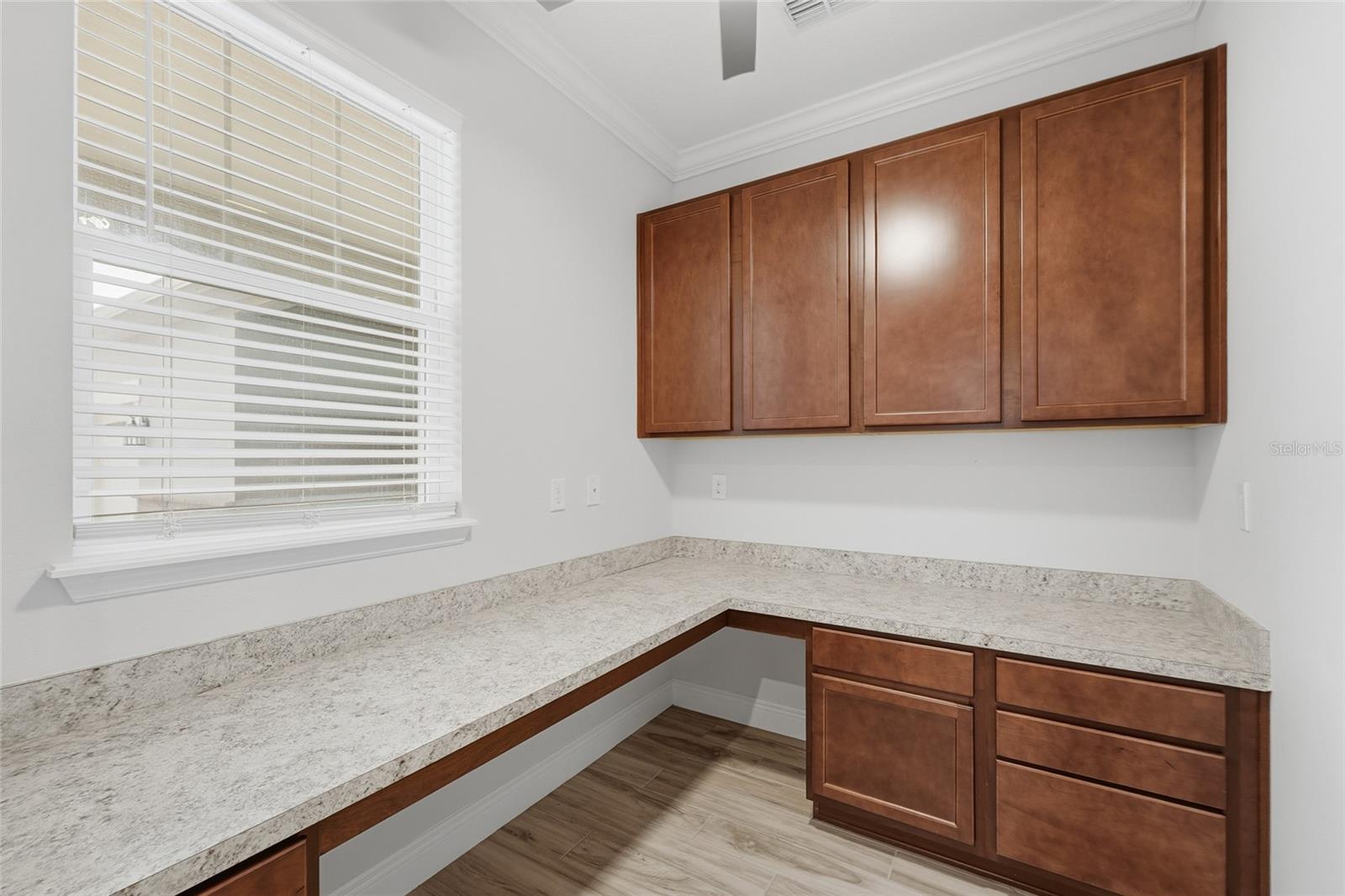 HAWKSMOOR-PH 1 - Residential