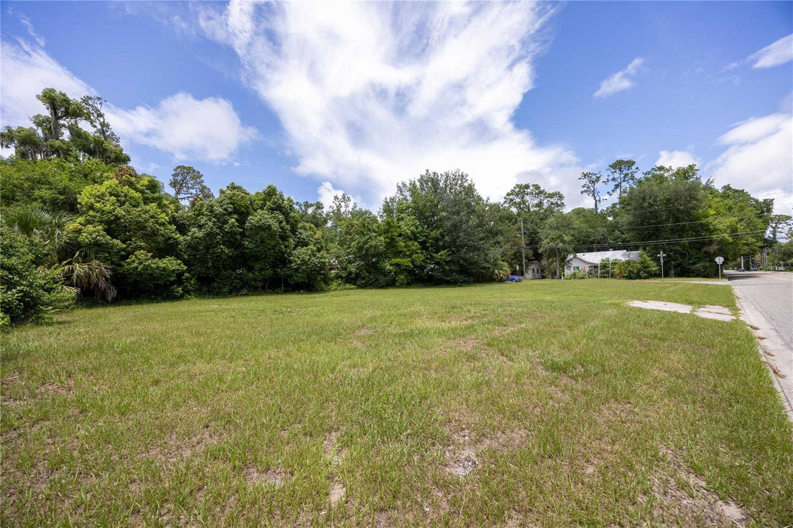 203 NW 14TH AVENUE