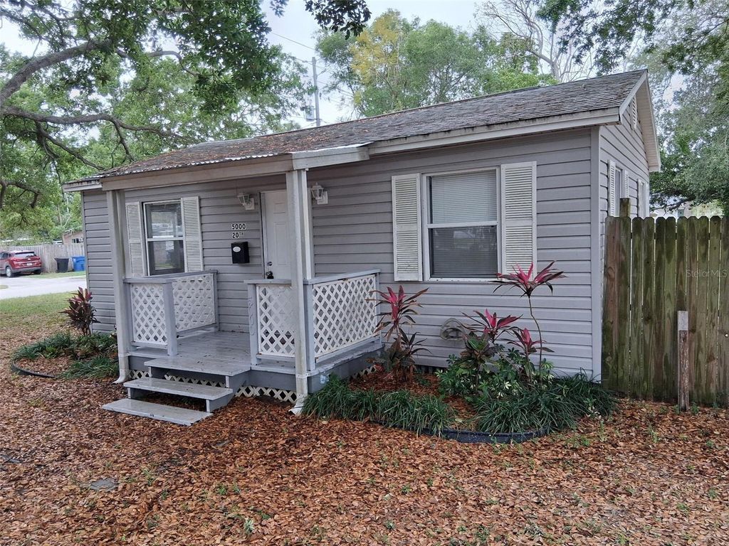 Photo of 5000 20th Street N, St Petersburg, FL 33714 (MLS # O6396996)