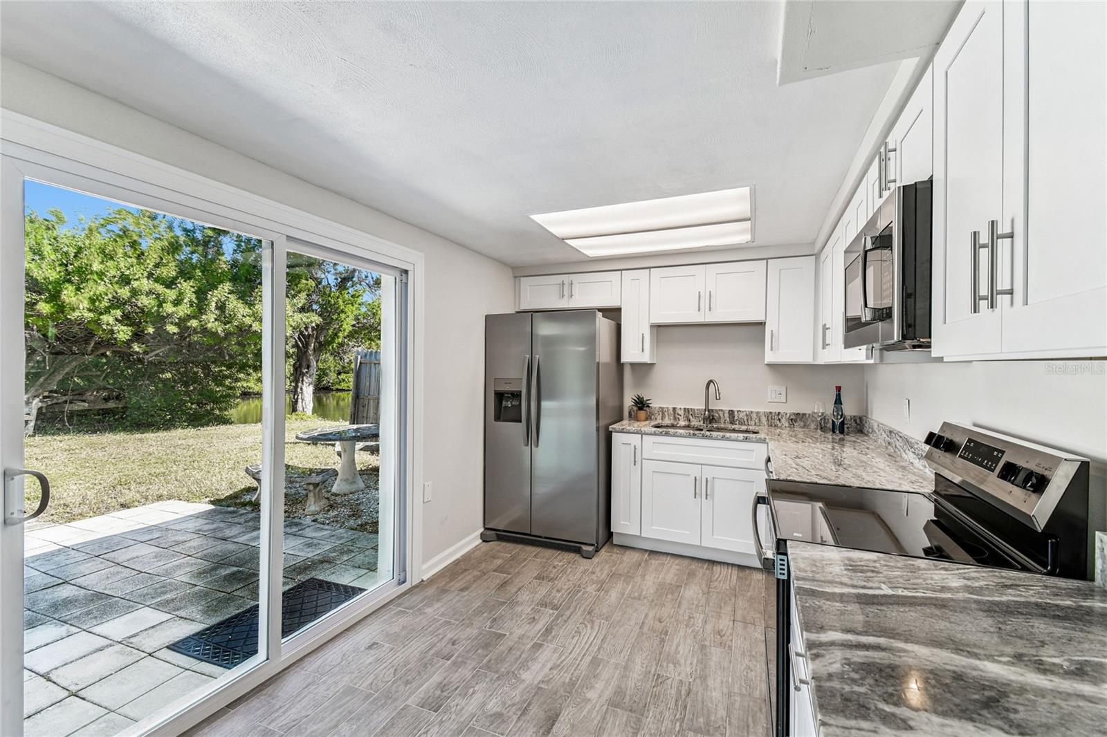 MARTHAS VINEYARD - Residential