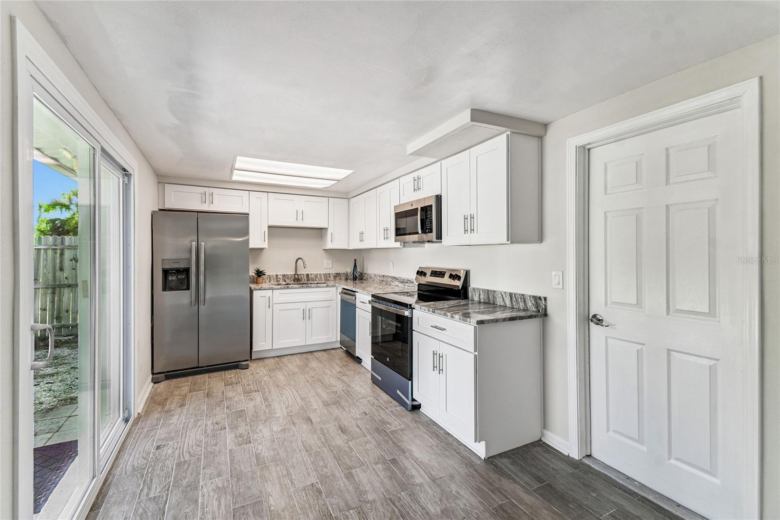 MARTHAS VINEYARD - Residential