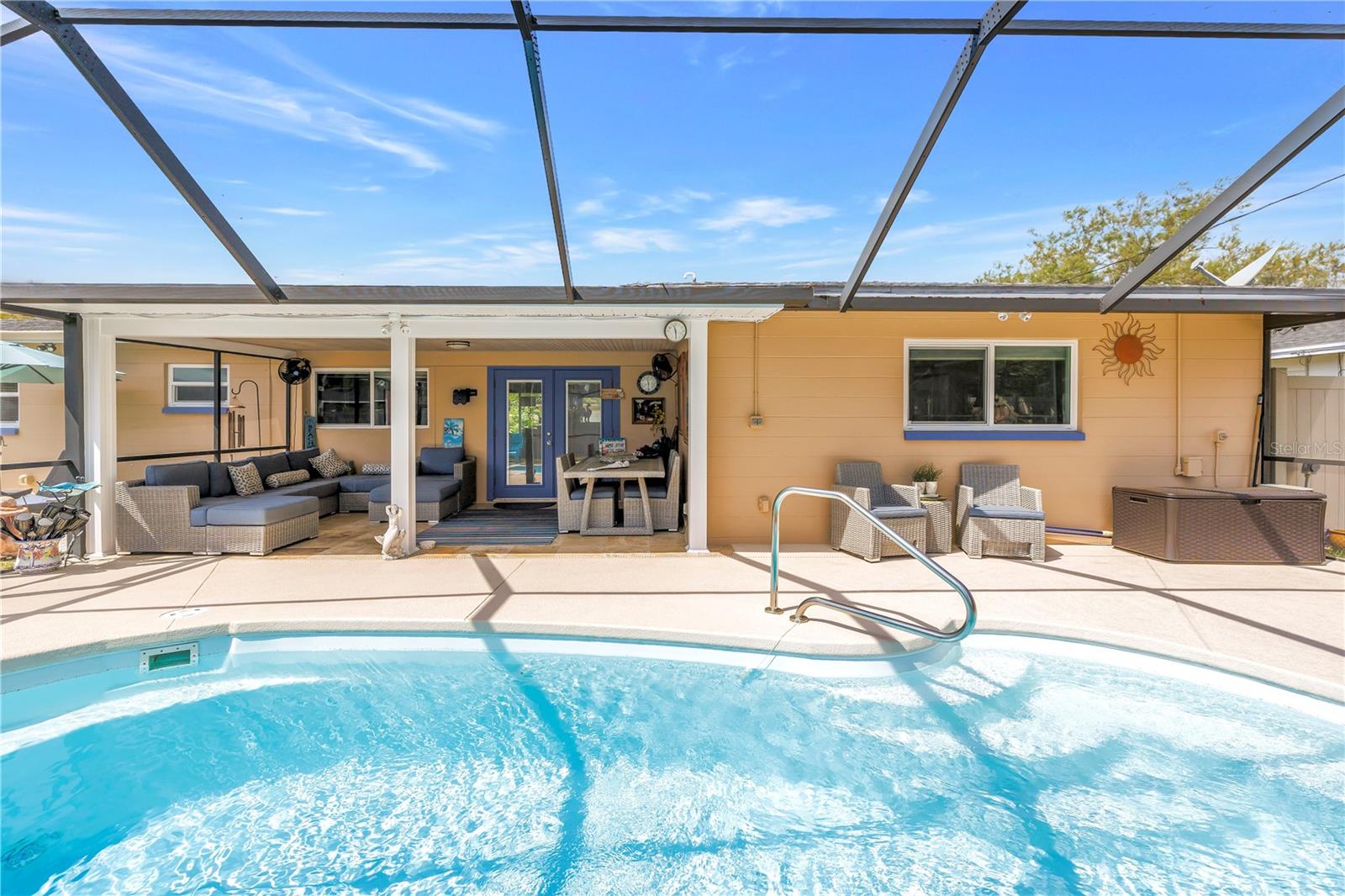 WEDGEWOOD FORREST - Residential