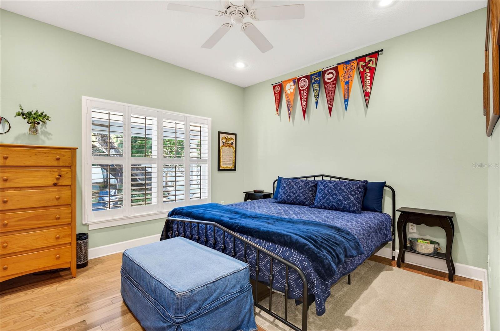 HENDERSON BEACH - Residential