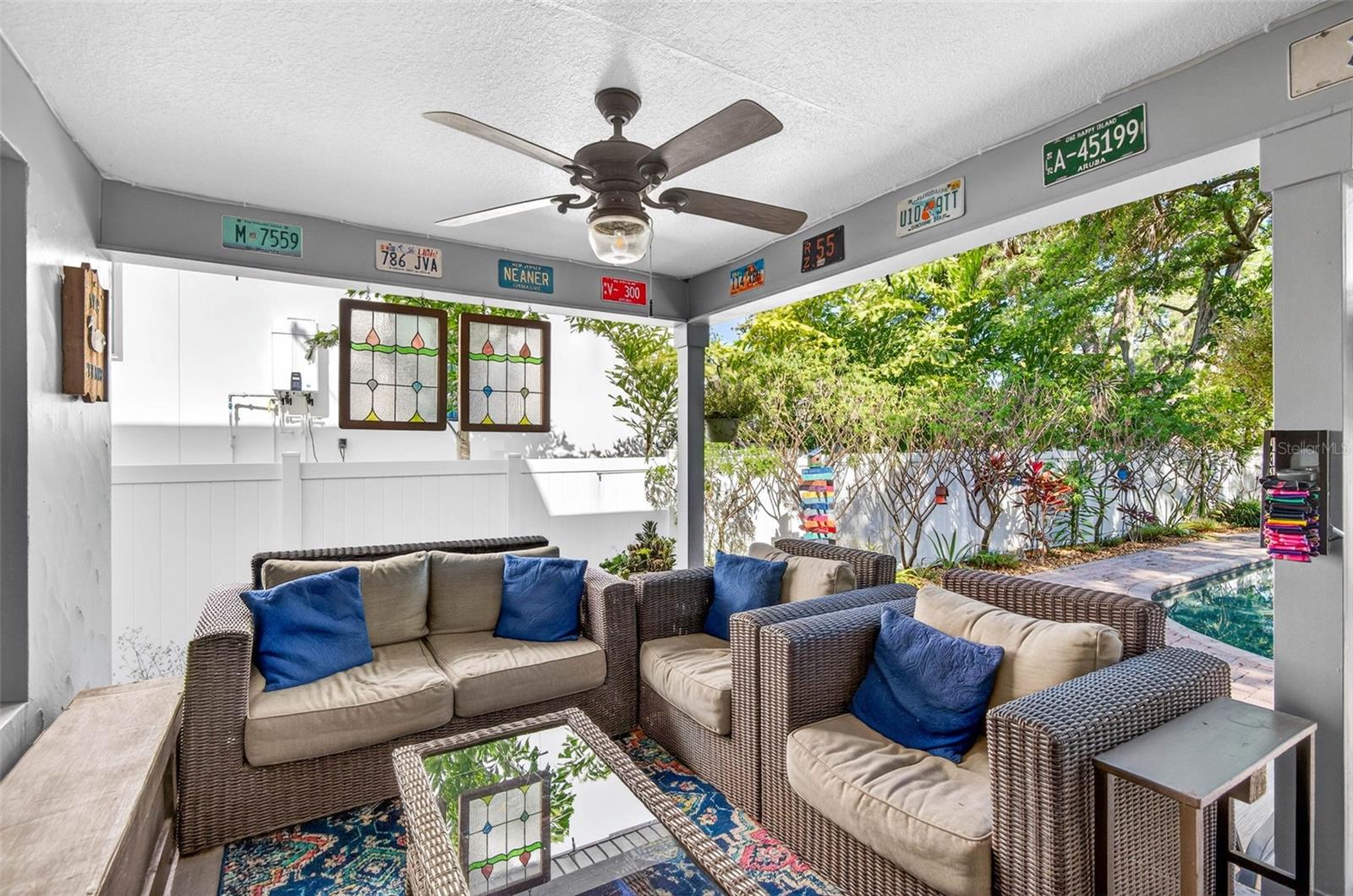 HENDERSON BEACH - Residential