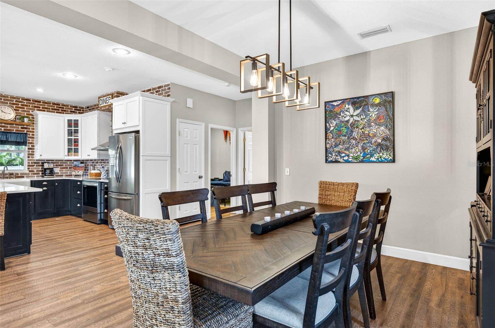 HENDERSON BEACH - Residential