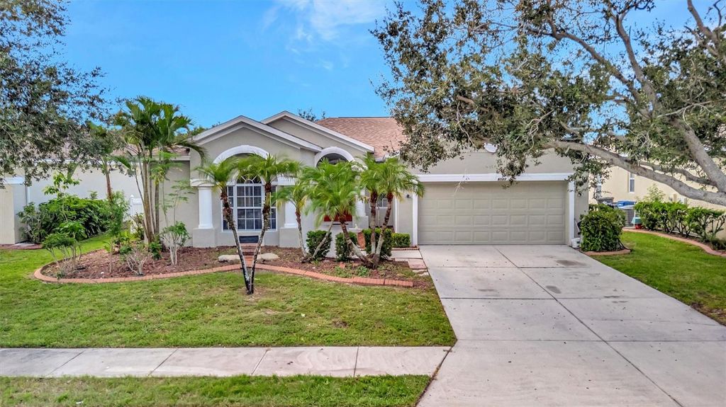 Photo of 6122 44th Court E, Bradenton, FL 34203 (MLS # A4621499)