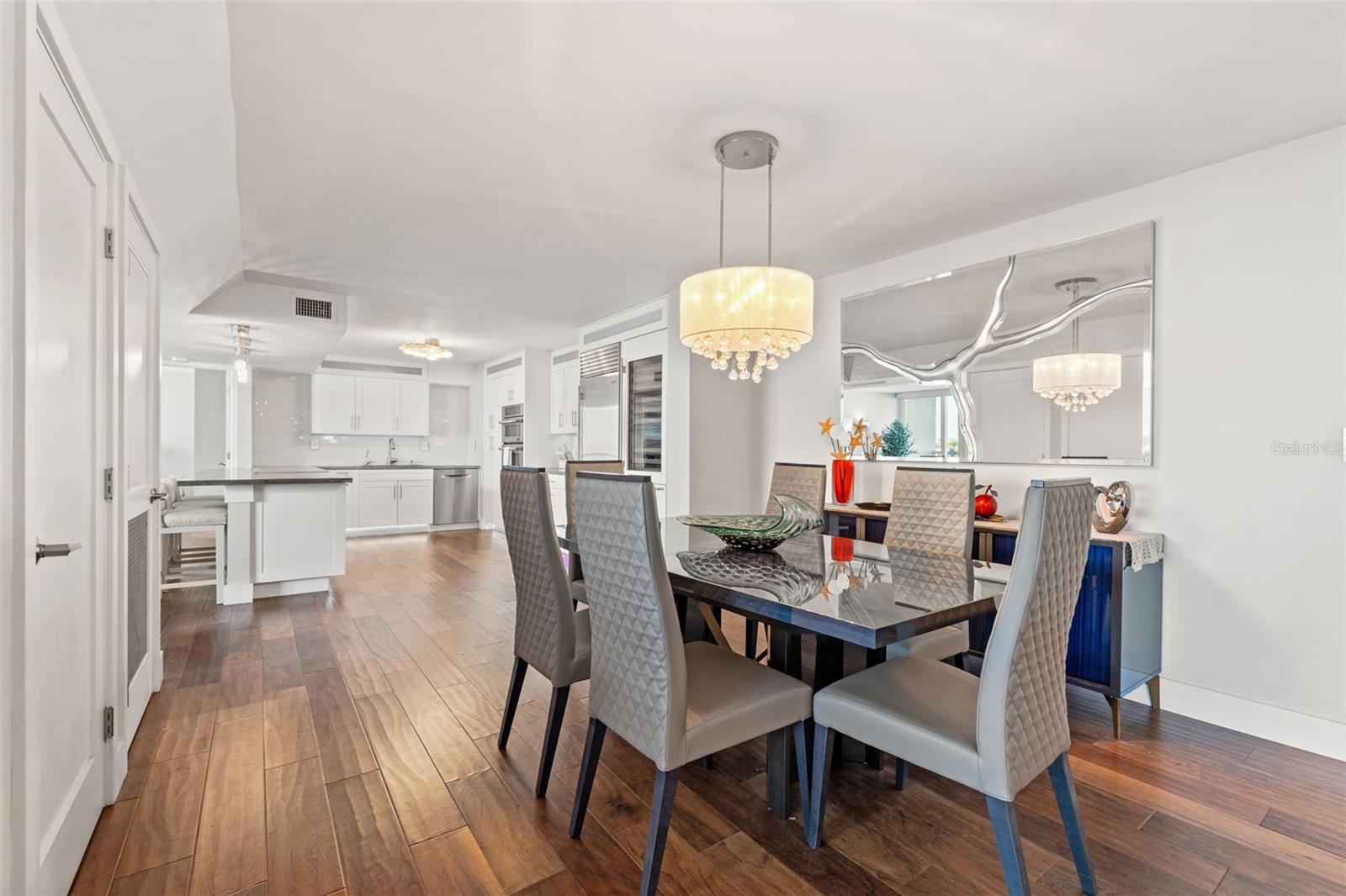 TREASURE ISLAND TENNIS & YACHT CLUB - Residential Lease