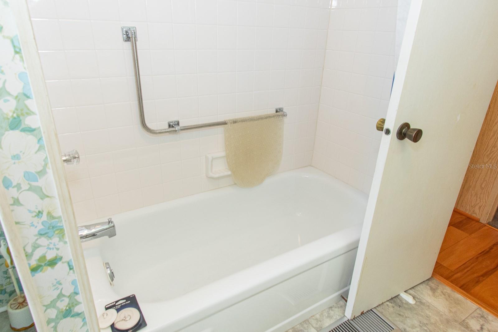 LAKE TARPON MOBILE HOME VILLAGE - Residential