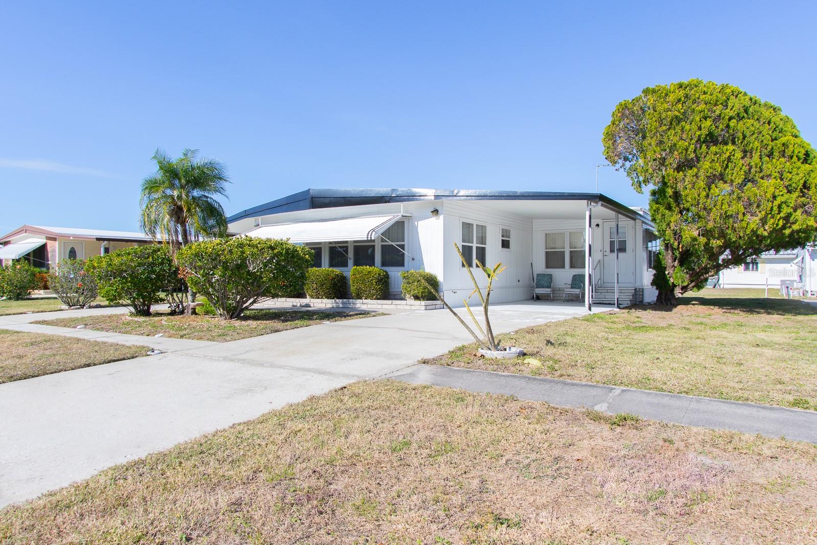 LAKE TARPON MOBILE HOME VILLAGE - Residential