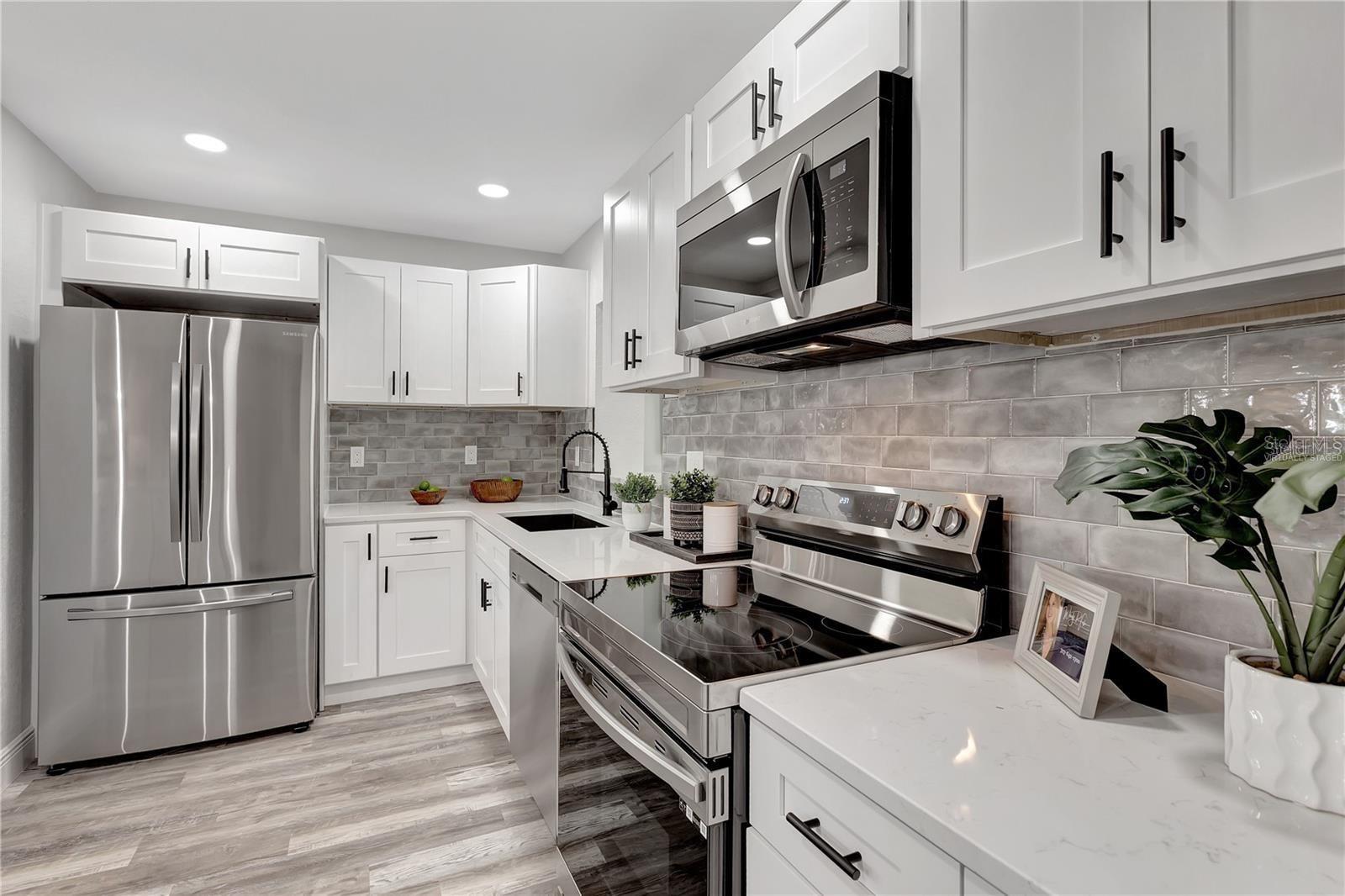 MEADOW LAWN 10TH ADD - Residential Lease