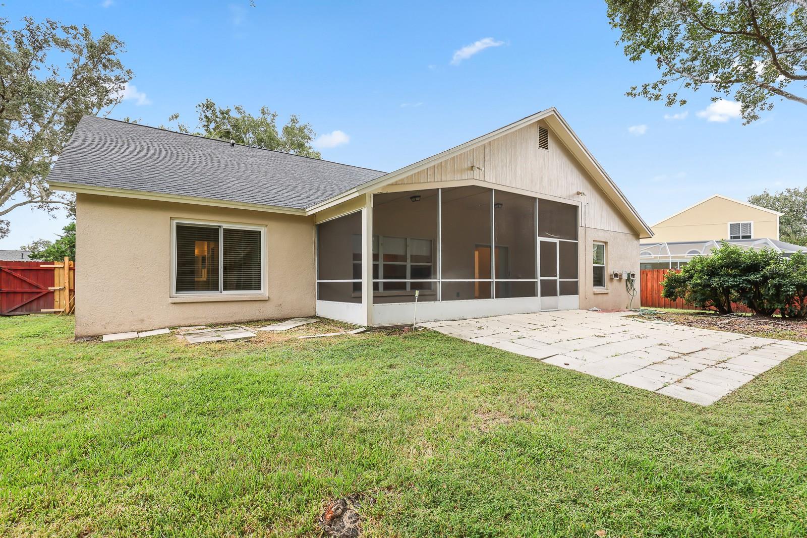 MEADOW POINTE - Residential