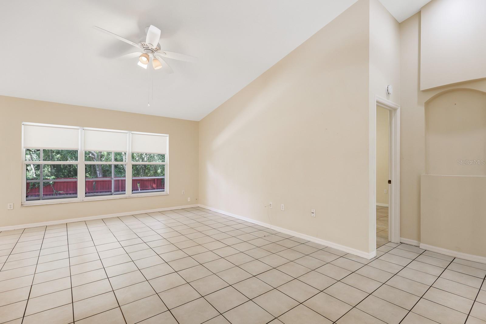 MEADOW POINTE - Residential