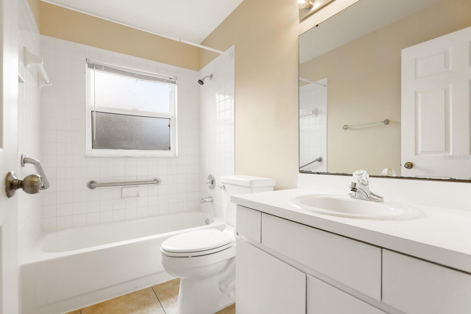 MEADOW POINTE - Residential