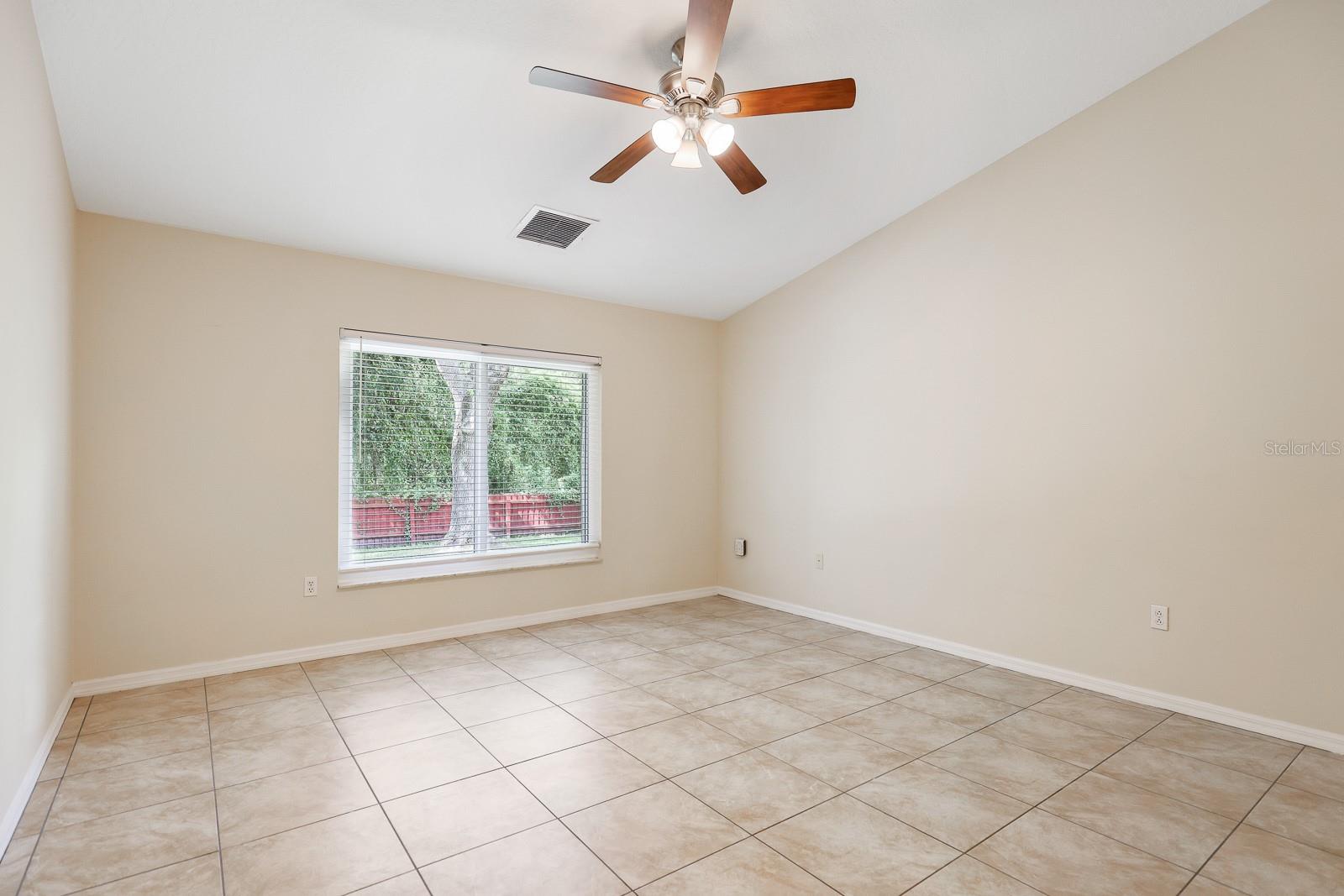 MEADOW POINTE - Residential