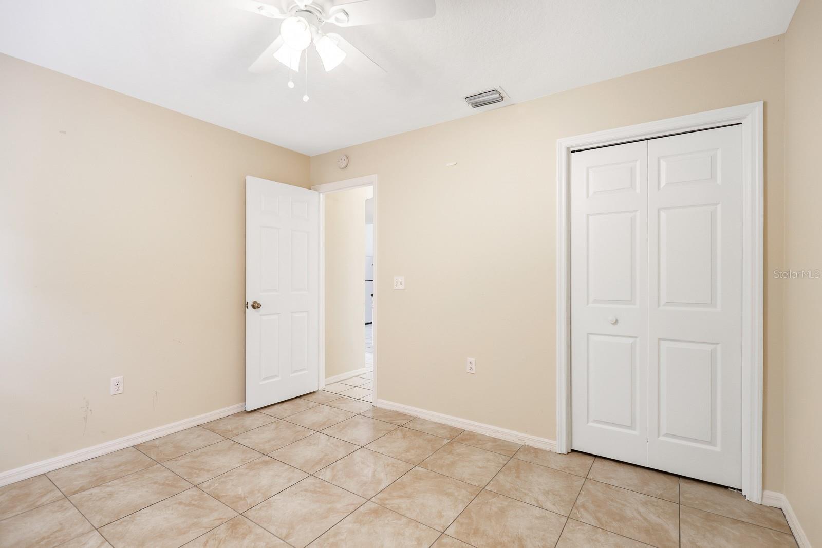 MEADOW POINTE - Residential