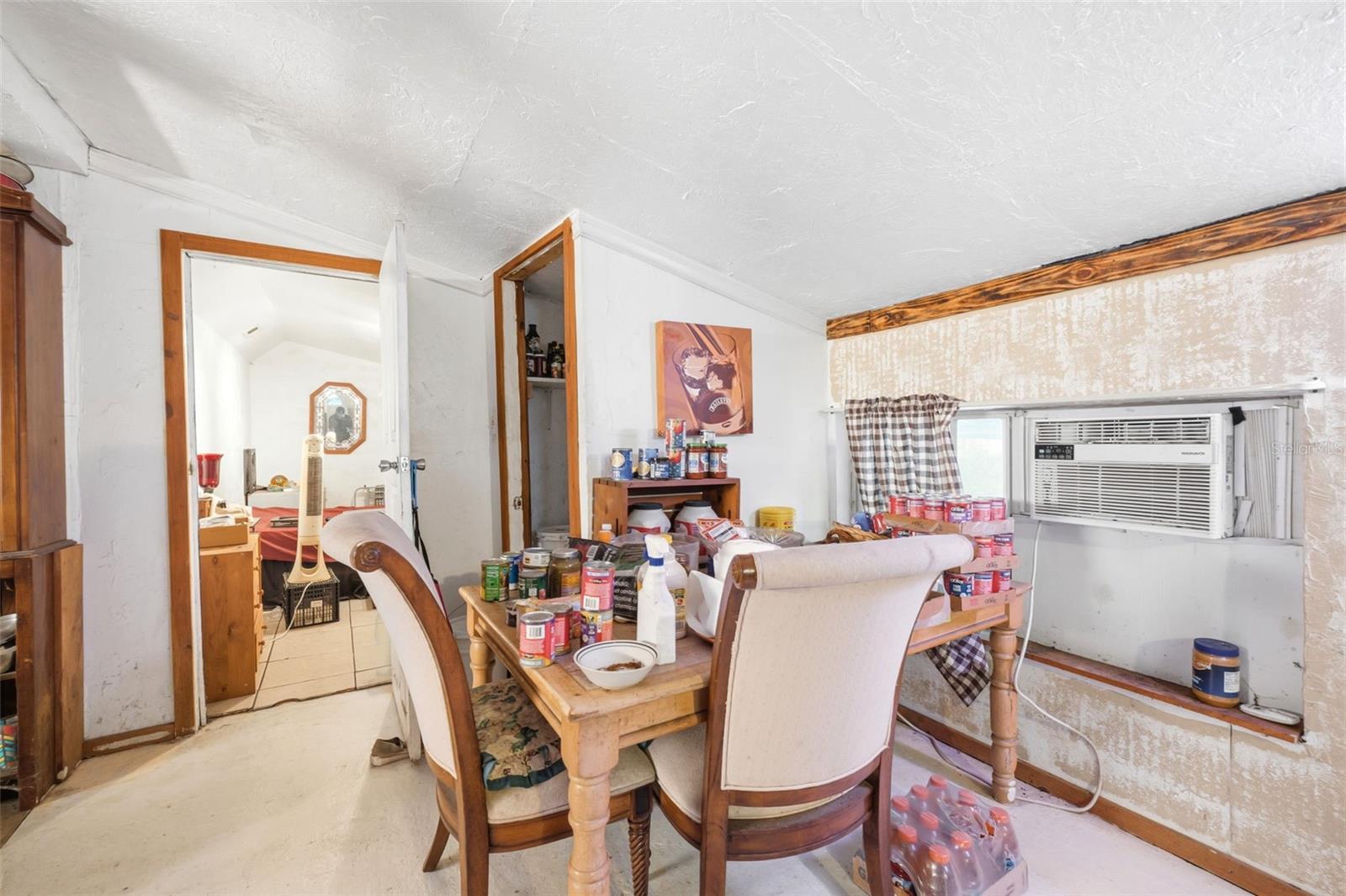 PINE TREE ACRES - Residential
