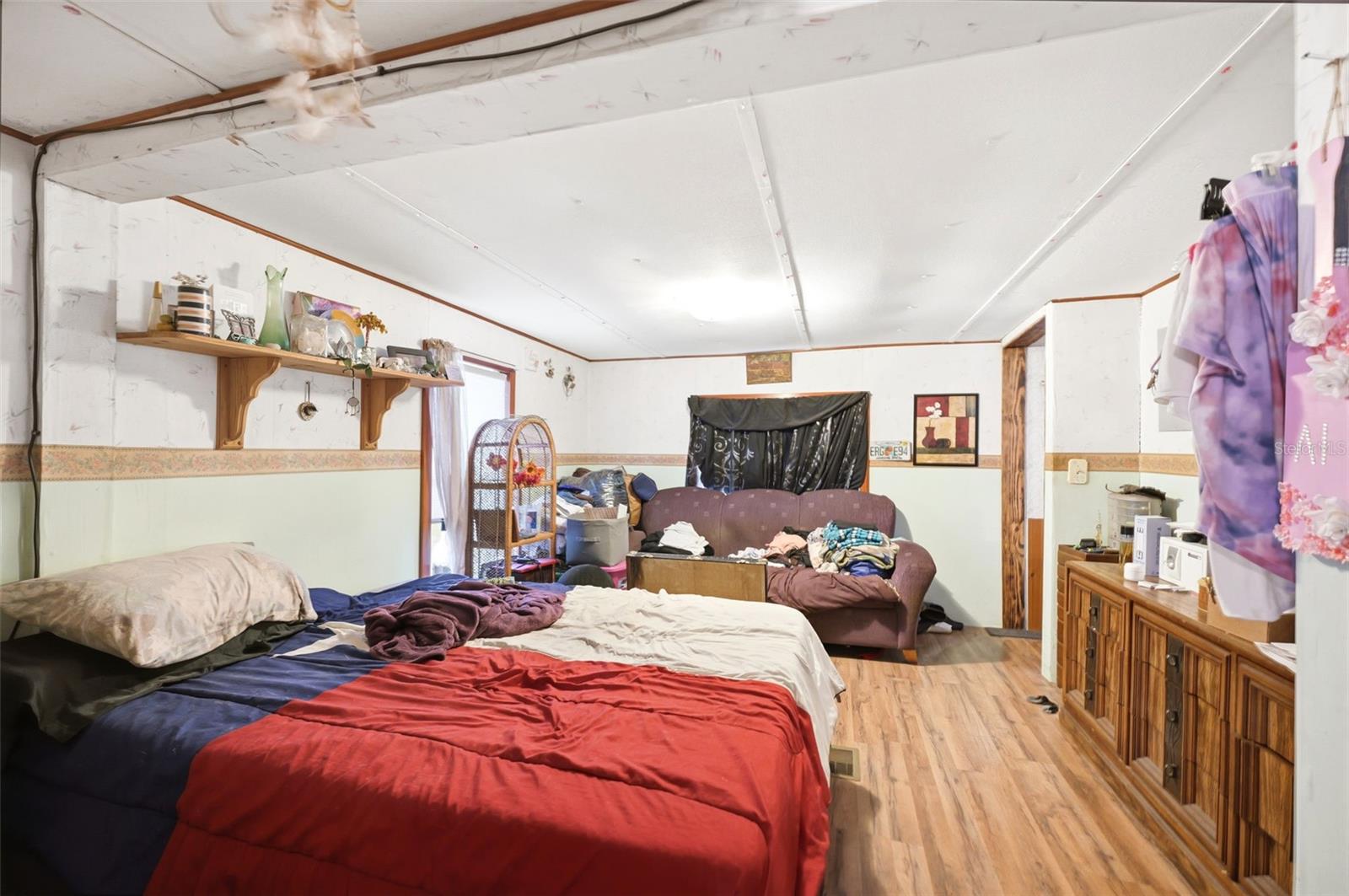 PINE TREE ACRES - Residential